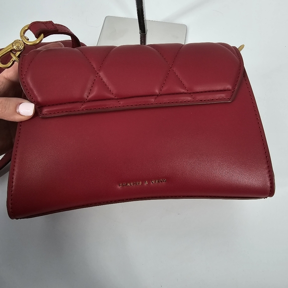 Charles & Keith NEW Red Quilted Crossbody Bag with Coin Case Pouch - Picture 4 of 14